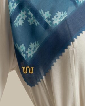 Square Flower Navy - Image 4